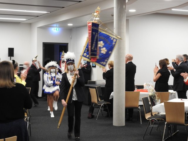 2021-Inthro-Rahmen-023