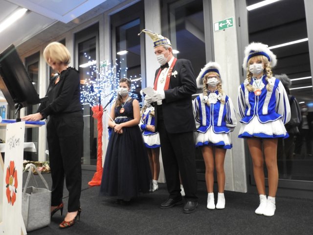 2021-Inthro-Rahmen-024