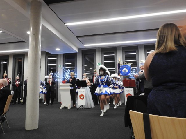 2021-Inthro-Rahmen-036