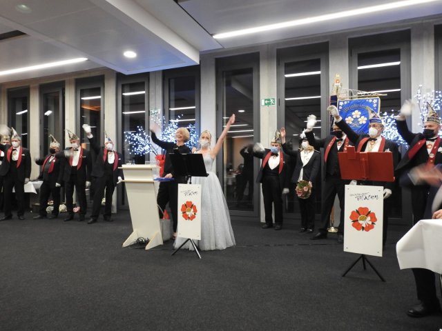 2021-Inthro-Rahmen-043