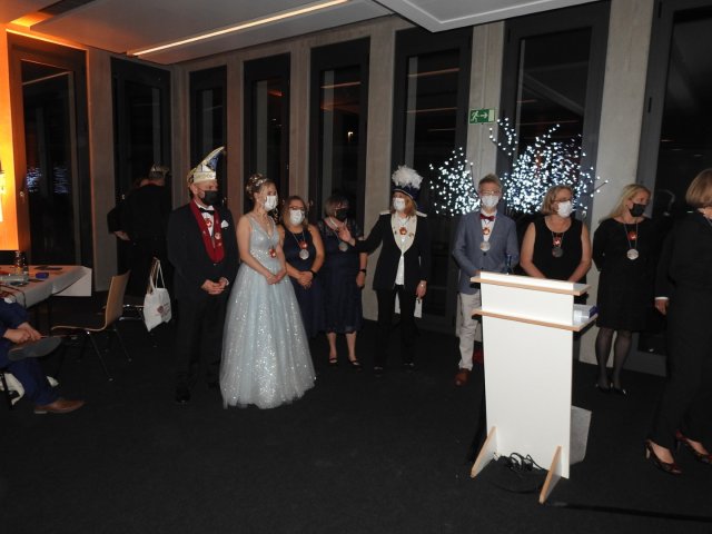 2021-Inthro-Rahmen-081